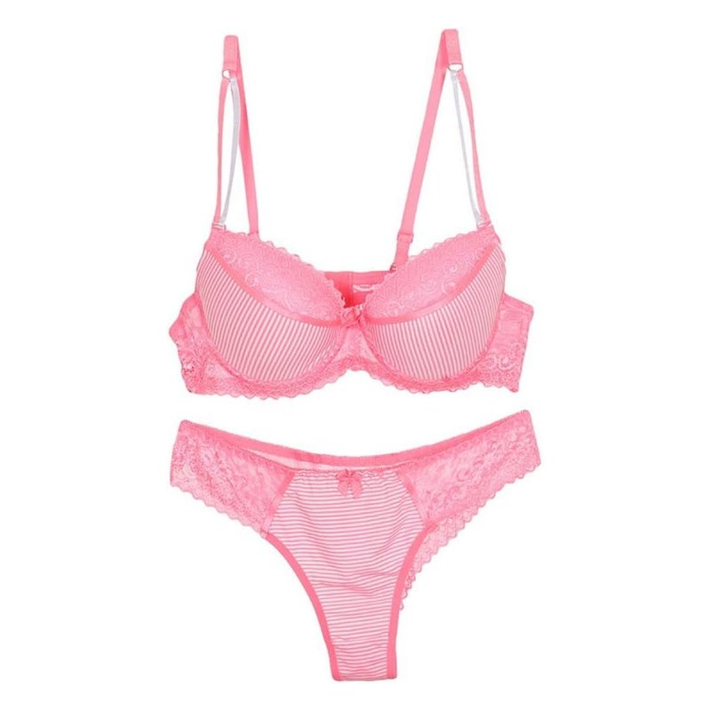 Lace bra and brief set
